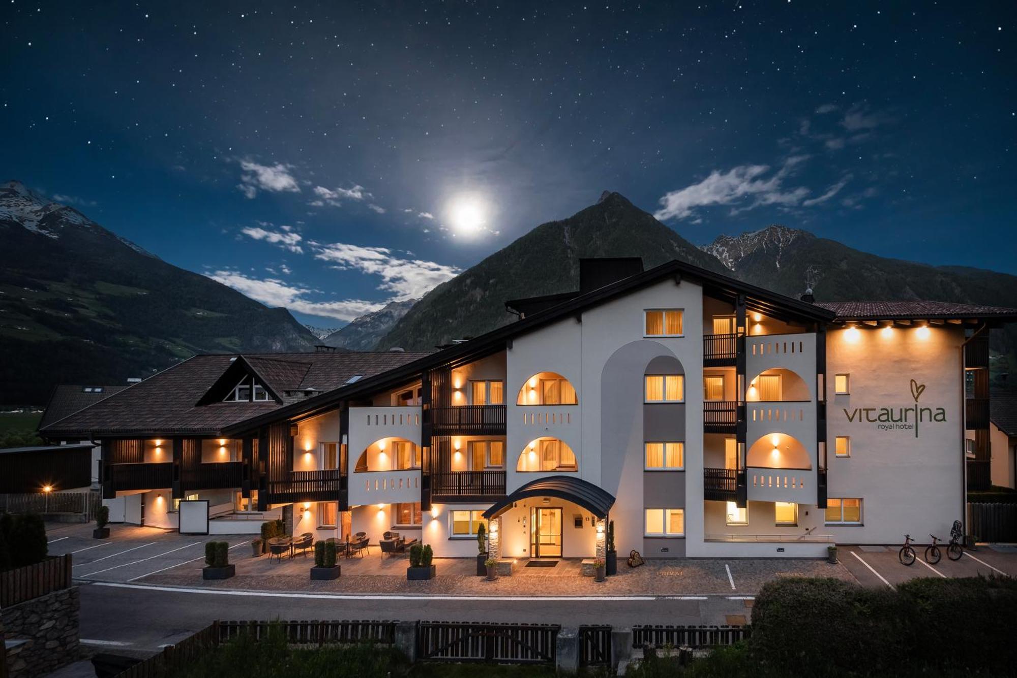 Vitaurina Royal Hotel Molini di Tures Exterior photo